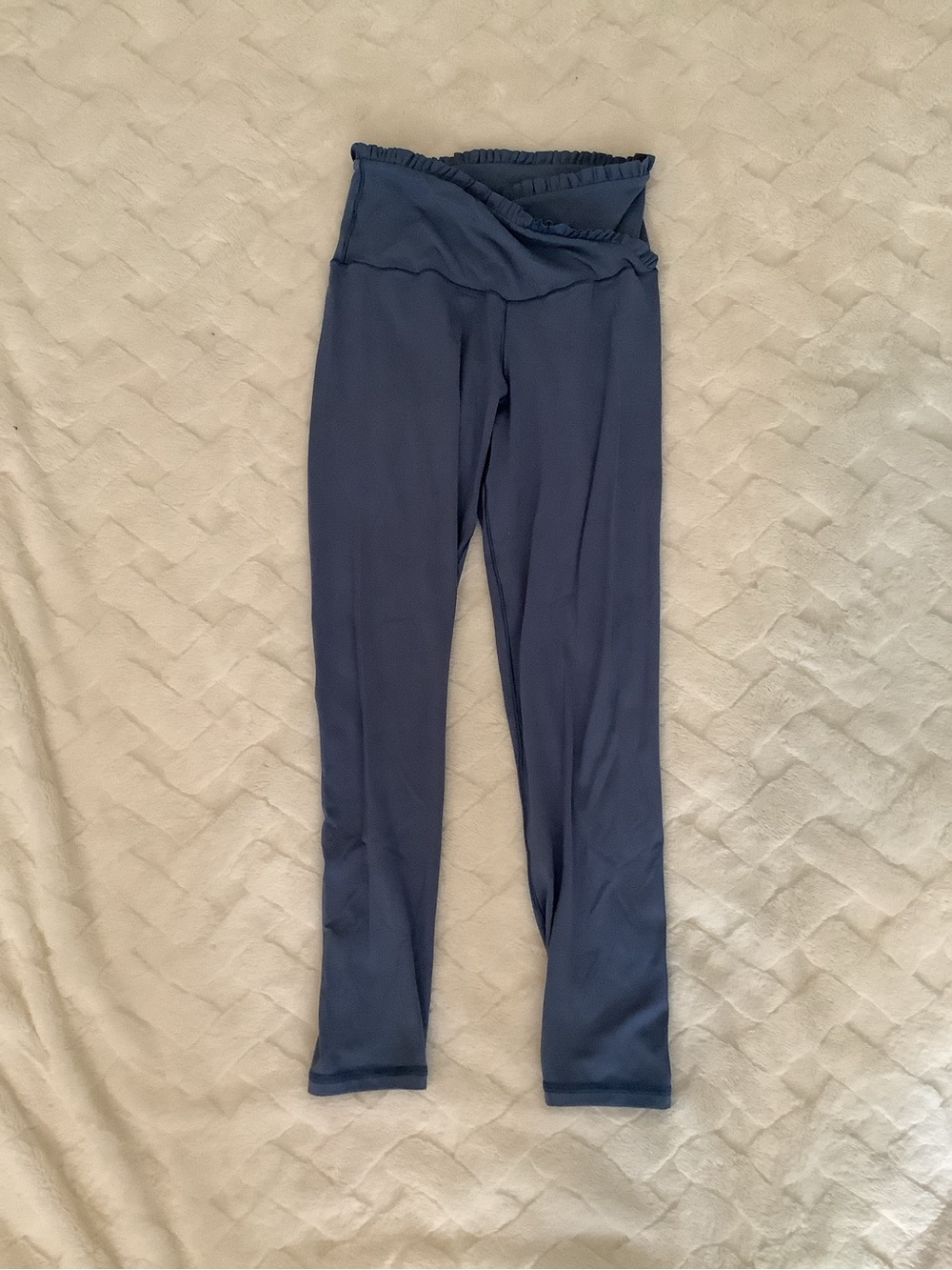 OFFLINE by Aerie Blue Ruffle Waistband Leggings